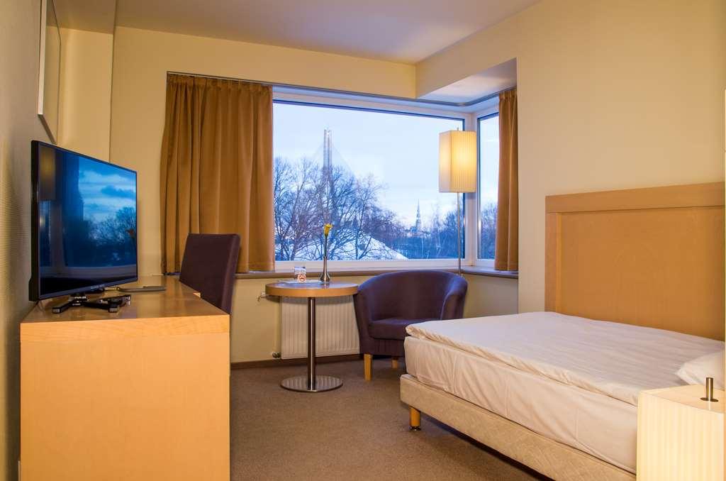 Riga Islande Hotel With Free Parking Room photo
